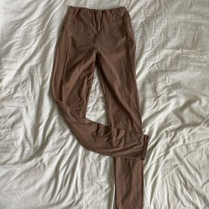 Pinky color leggings